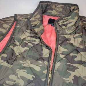 Women's camouflage vest Cynthia Rowley size large gold zipper lightweight